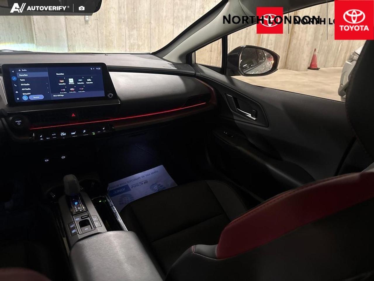2025 Toyota Prius Plug-In Hybrid  Photo