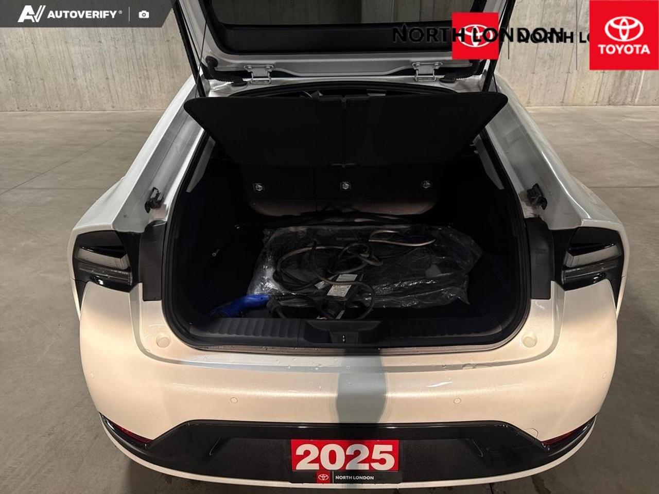 2025 Toyota Prius Plug-In Hybrid  Photo