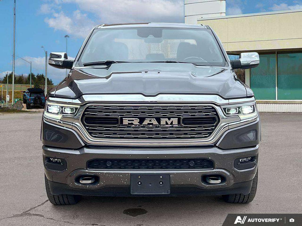 2022 RAM 1500 Limited   5.7L HEMI V8   COOLD PWR SEATS   PREM SOUND SYST Photo