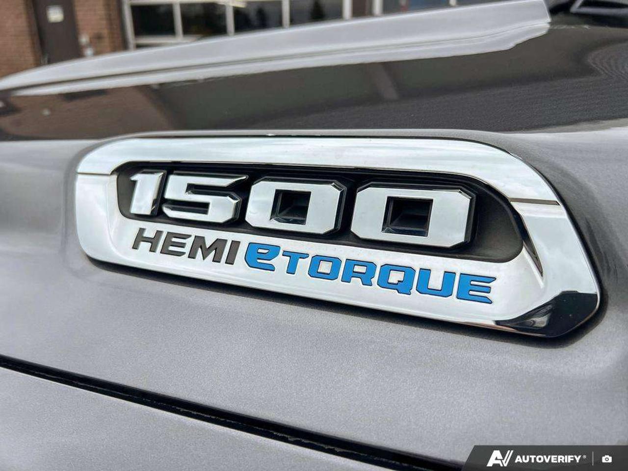 2022 RAM 1500 Limited   5.7L HEMI V8   COOLD PWR SEATS   PREM SOUND SYST Photo