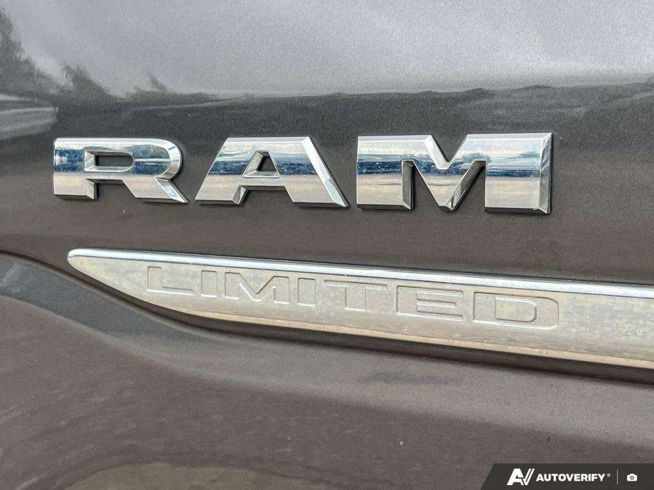 2022 RAM 1500 Limited   5.7L HEMI V8   COOLD PWR SEATS   PREM SOUND SYST Photo