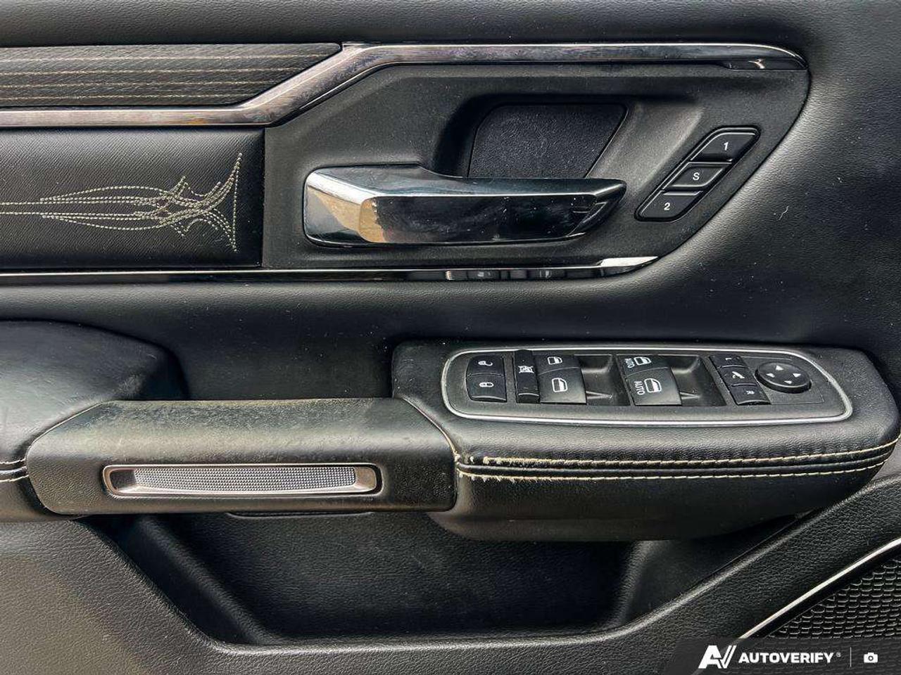 2022 RAM 1500 Limited   5.7L HEMI V8   COOLD PWR SEATS   PREM SOUND SYST Photo