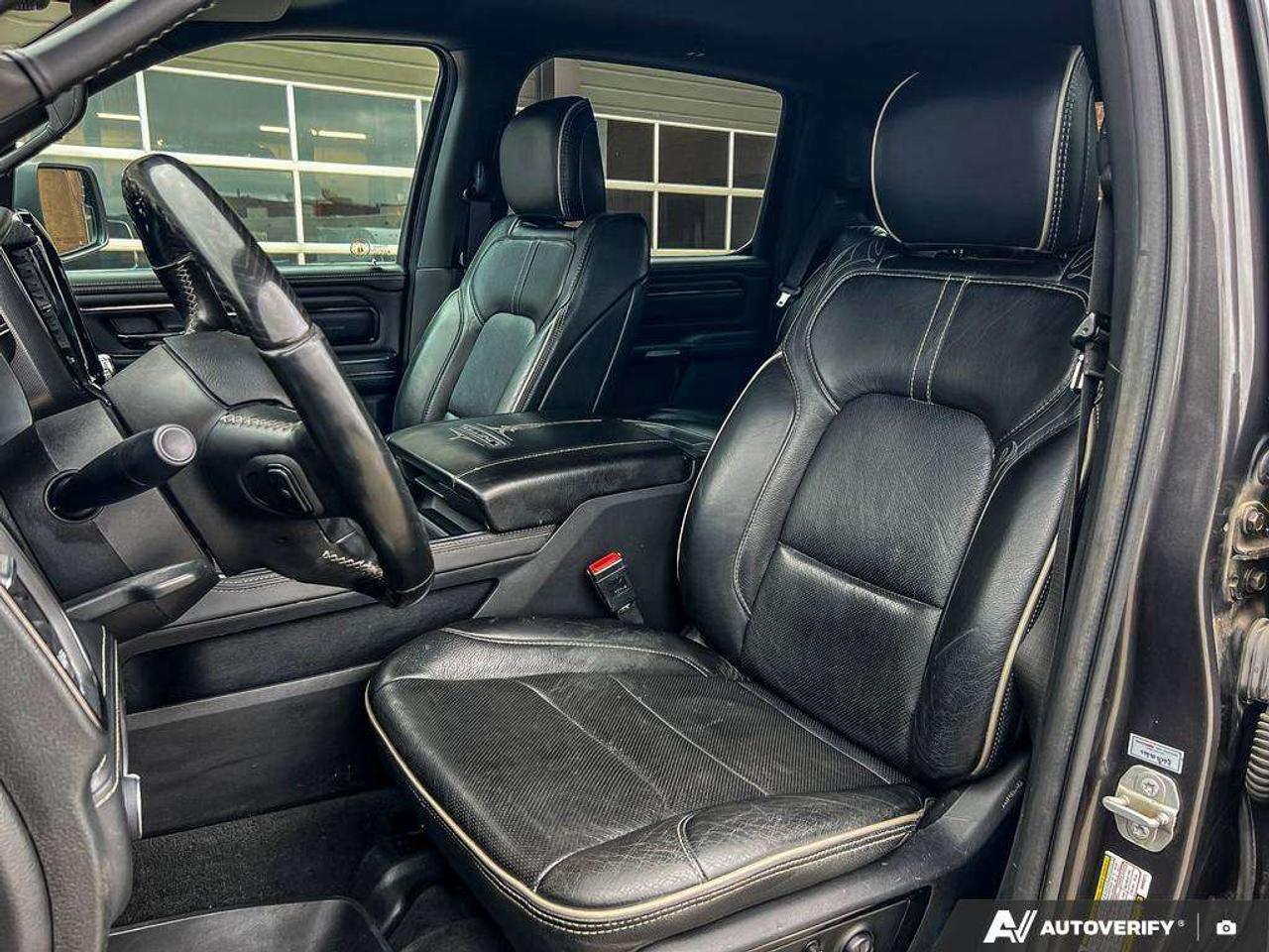2022 RAM 1500 Limited   5.7L HEMI V8   COOLD PWR SEATS   PREM SOUND SYST Photo