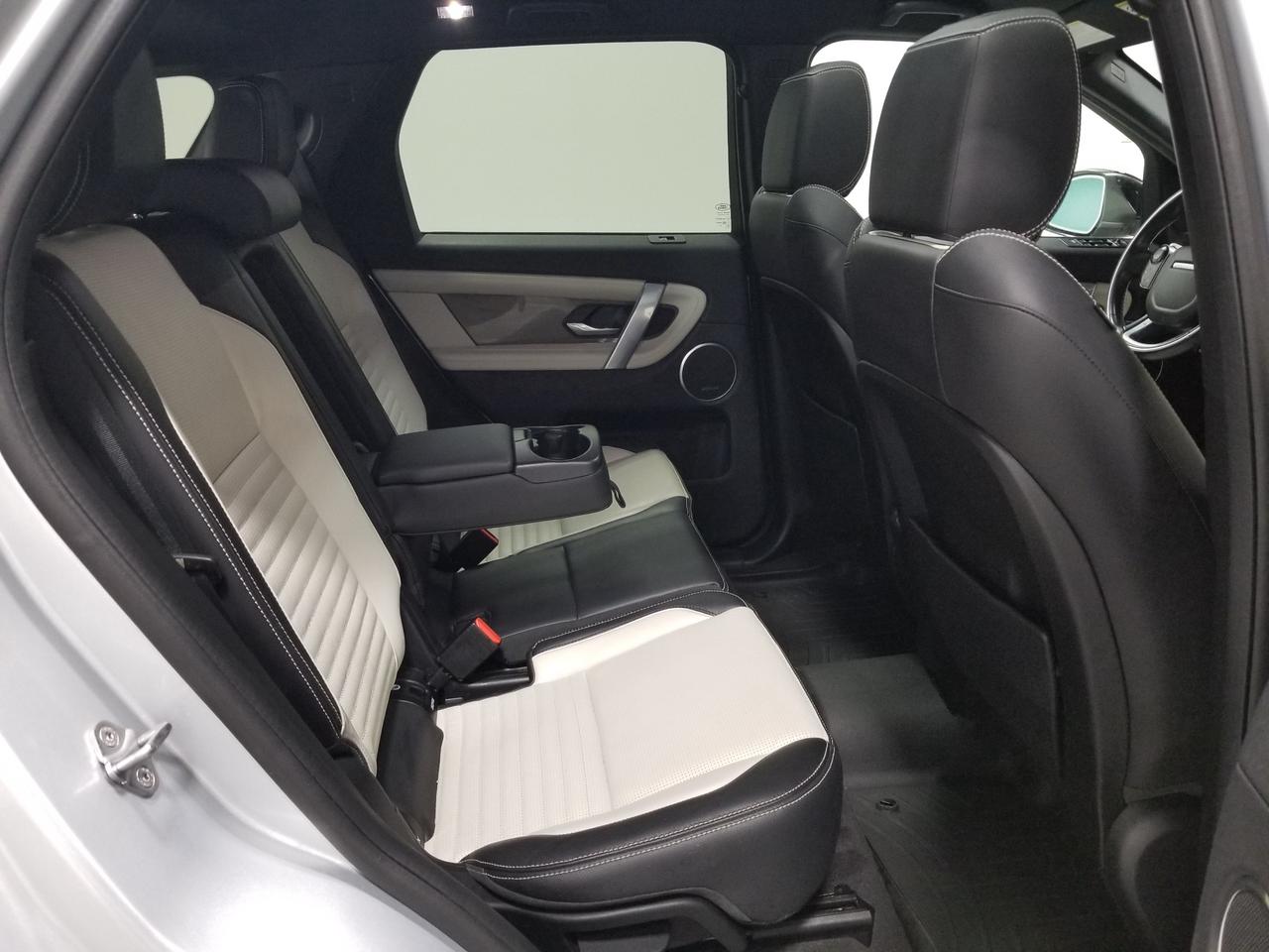 2020 Land Rover Discovery Sport R-Dynamic SE 4dr All-Wheel Drive Photo