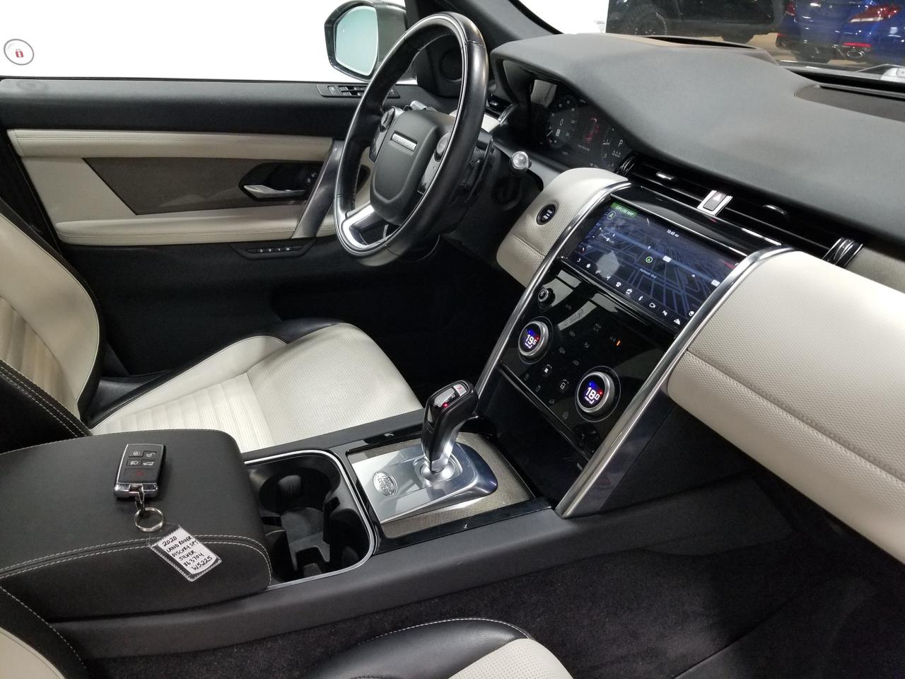 2020 Land Rover Discovery Sport R-Dynamic SE 4dr All-Wheel Drive Photo