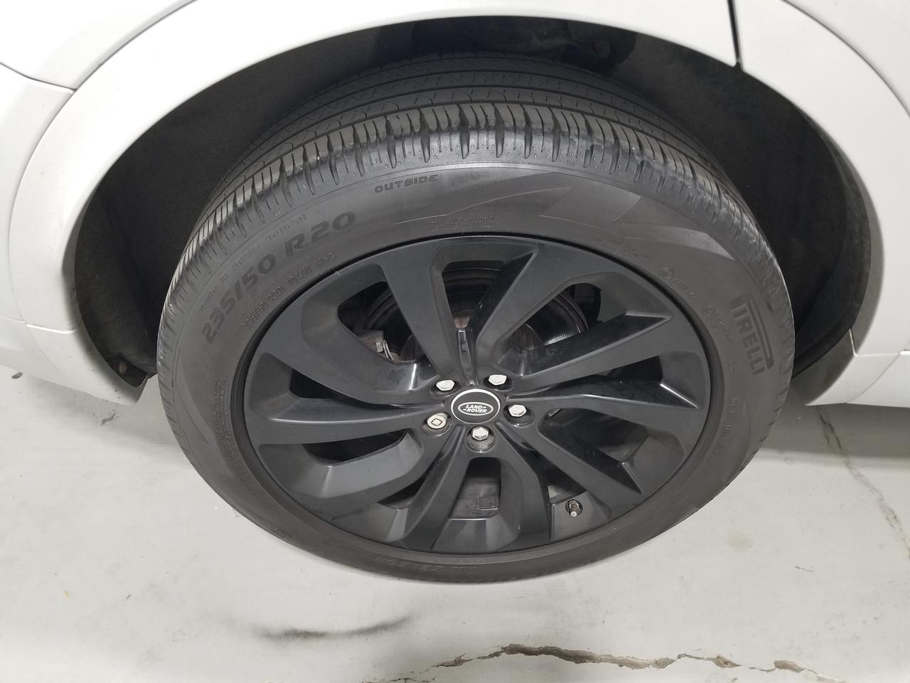 2020 Land Rover Discovery Sport R-Dynamic SE 4dr All-Wheel Drive Photo