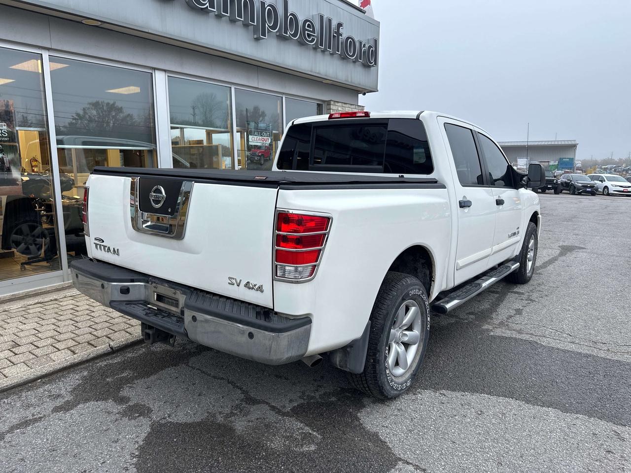 2012 Nissan Titan SV Photo