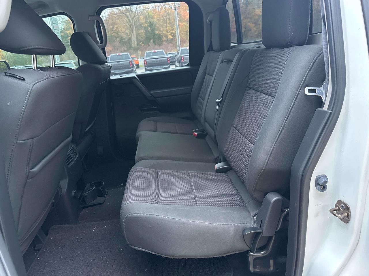2012 Nissan Titan SV Photo