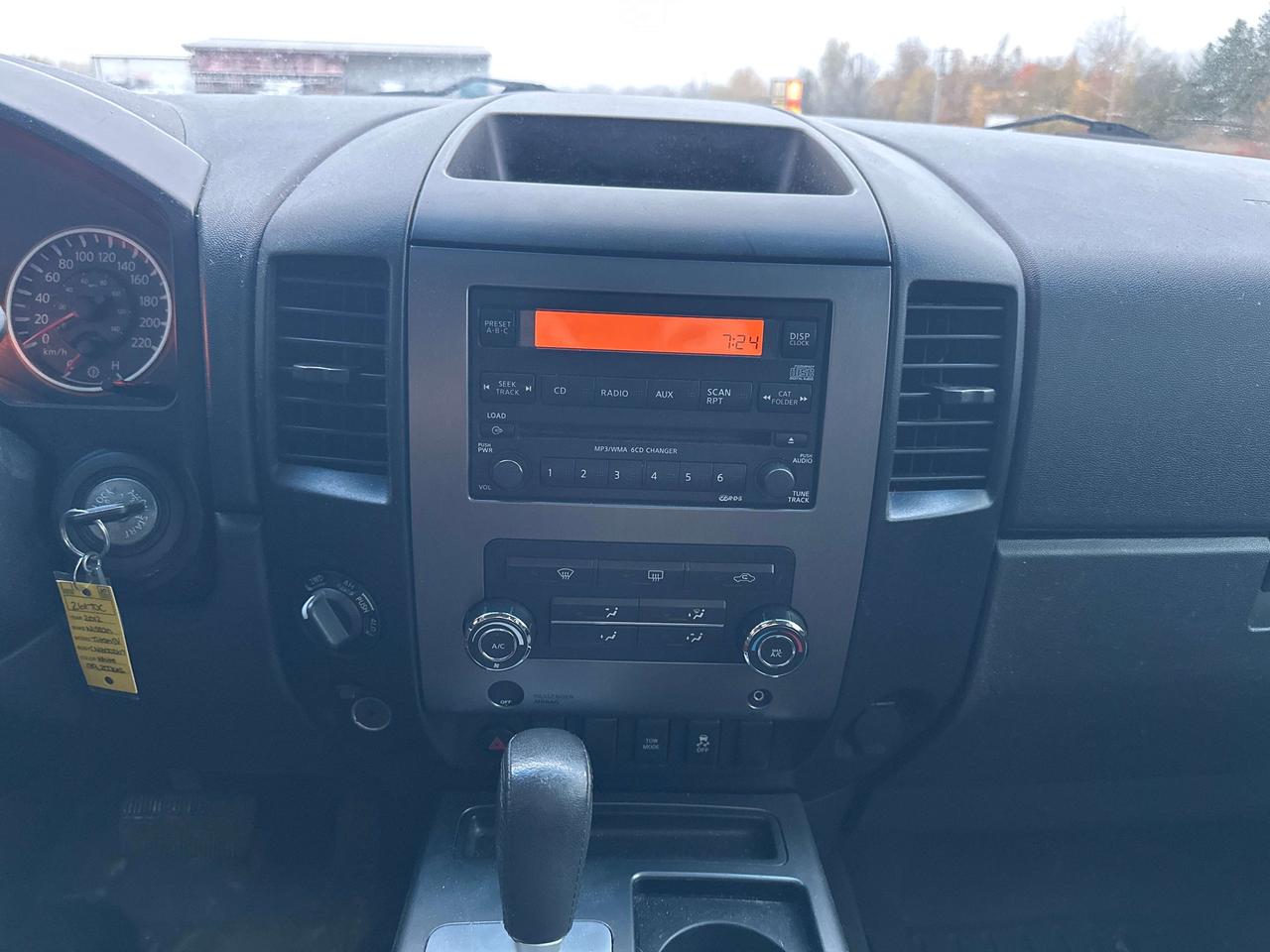 2012 Nissan Titan SV Photo