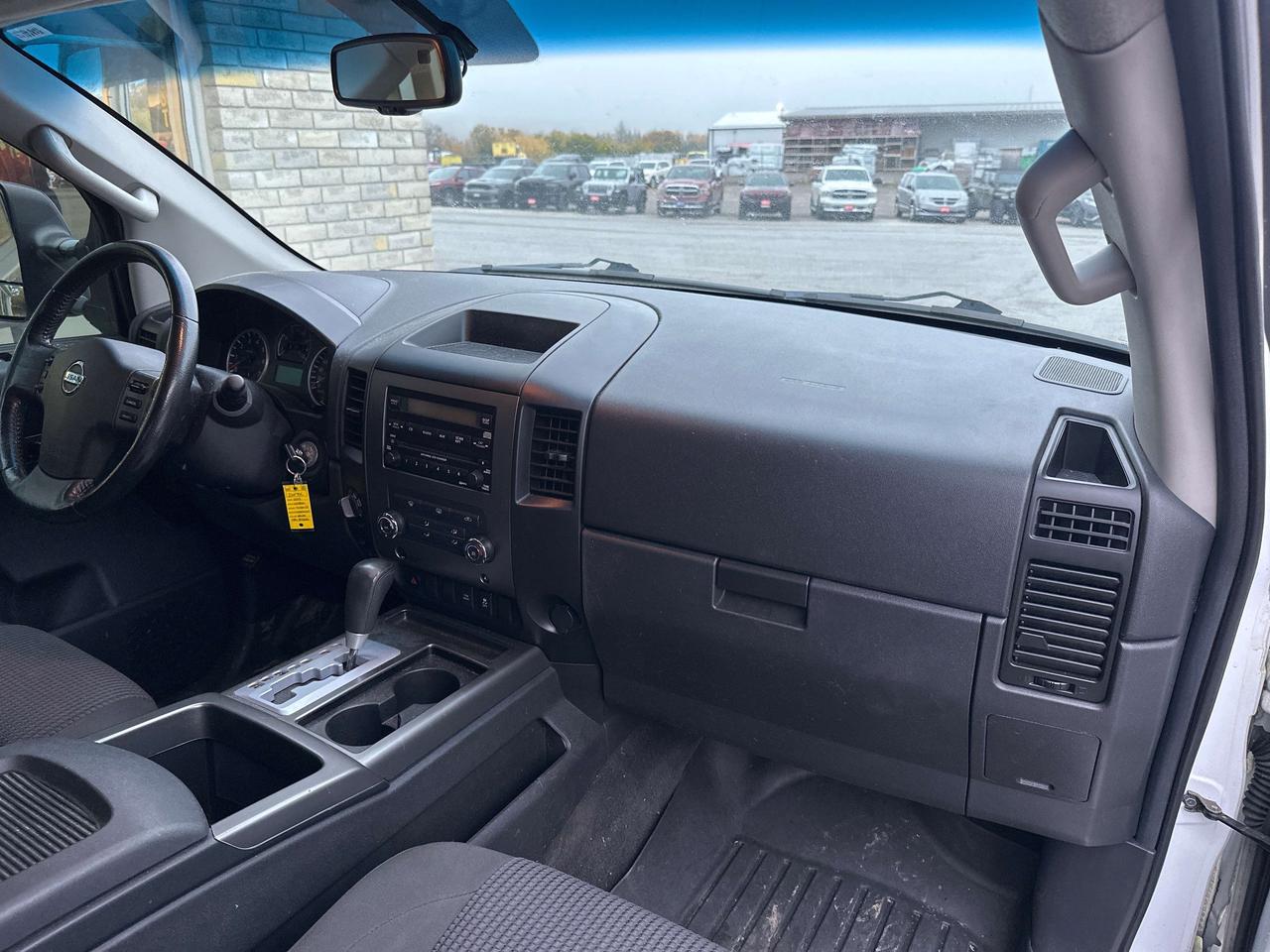 2012 Nissan Titan SV Photo