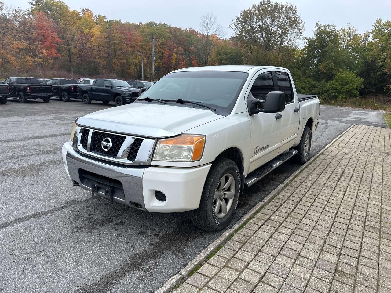 2012 Nissan Titan SV Photo