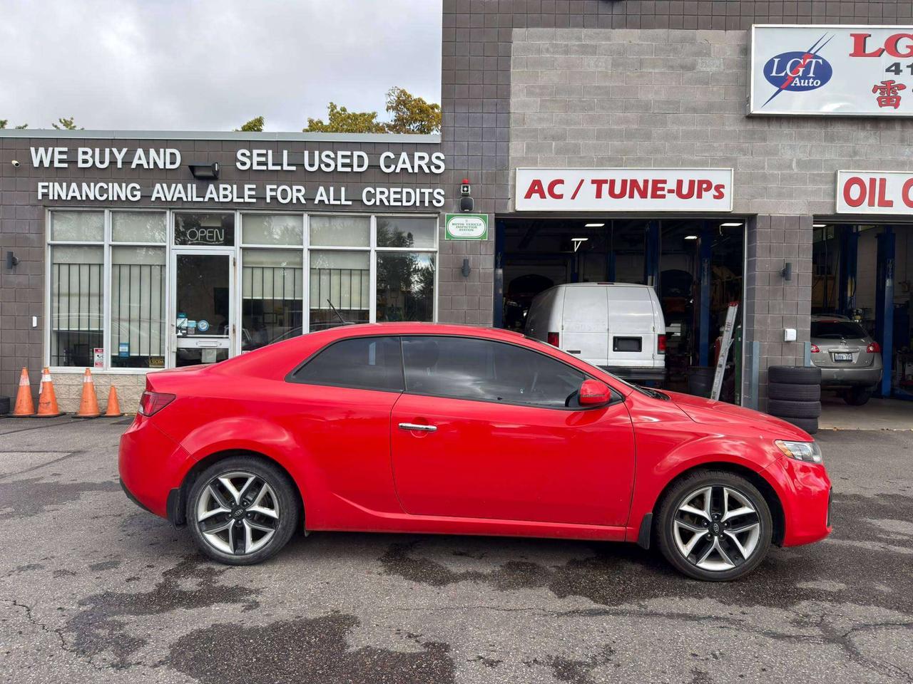 2011 Kia Forte SX Photo