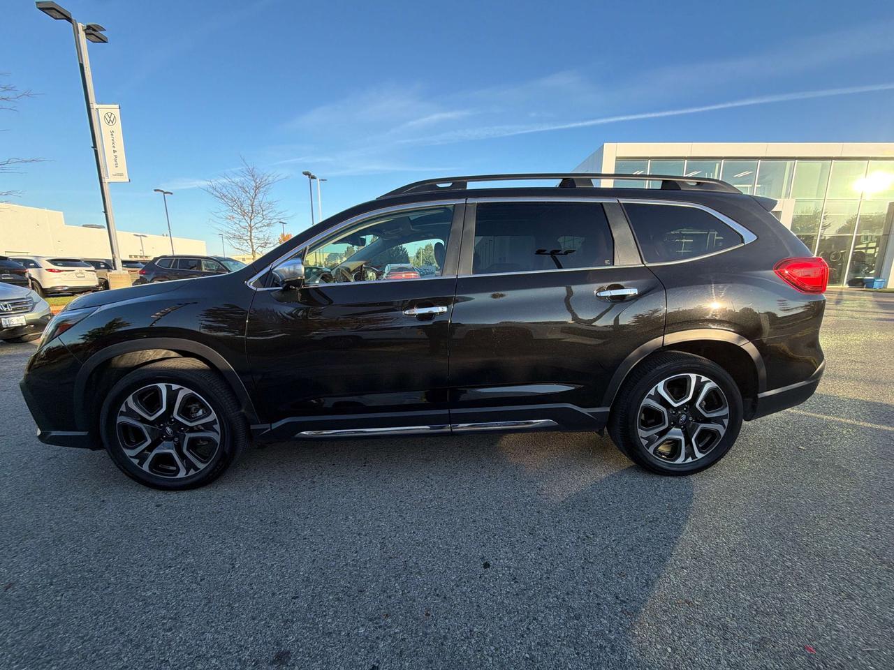 2024 Subaru ASCENT Premier Photo5