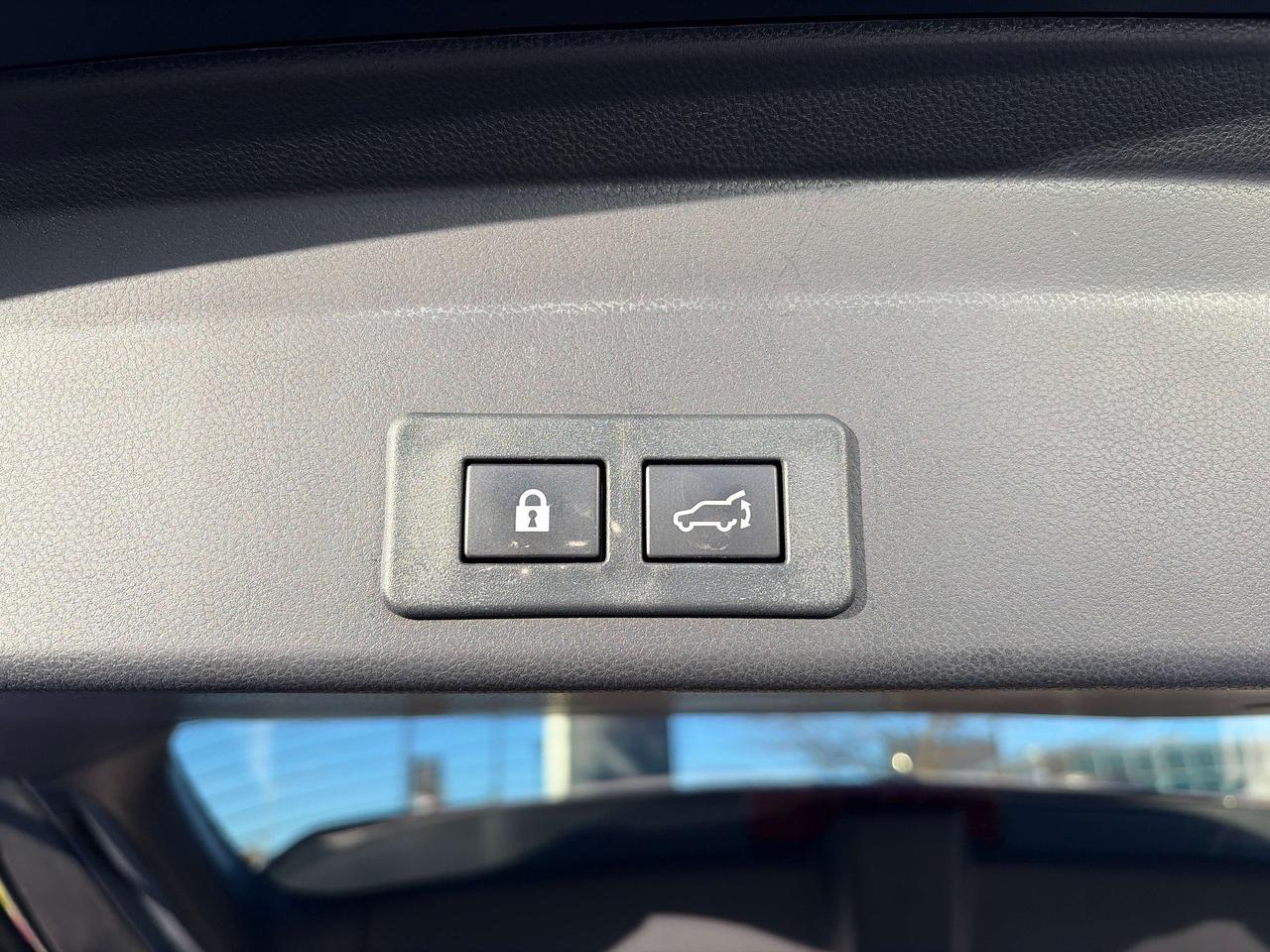 2024 Subaru ASCENT Premier Photo