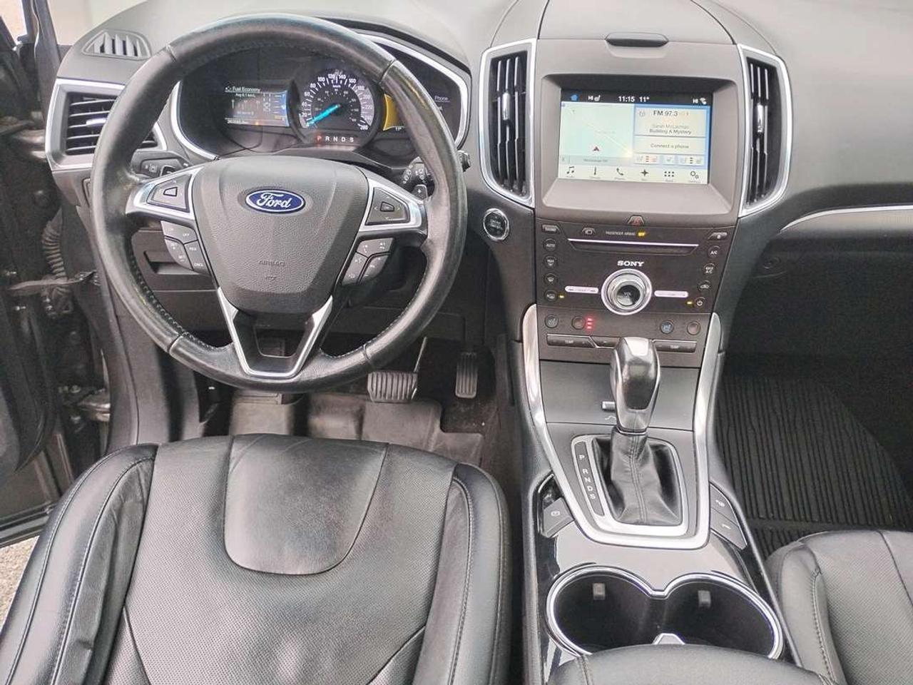 2017 Ford Edge Titanium Photo
