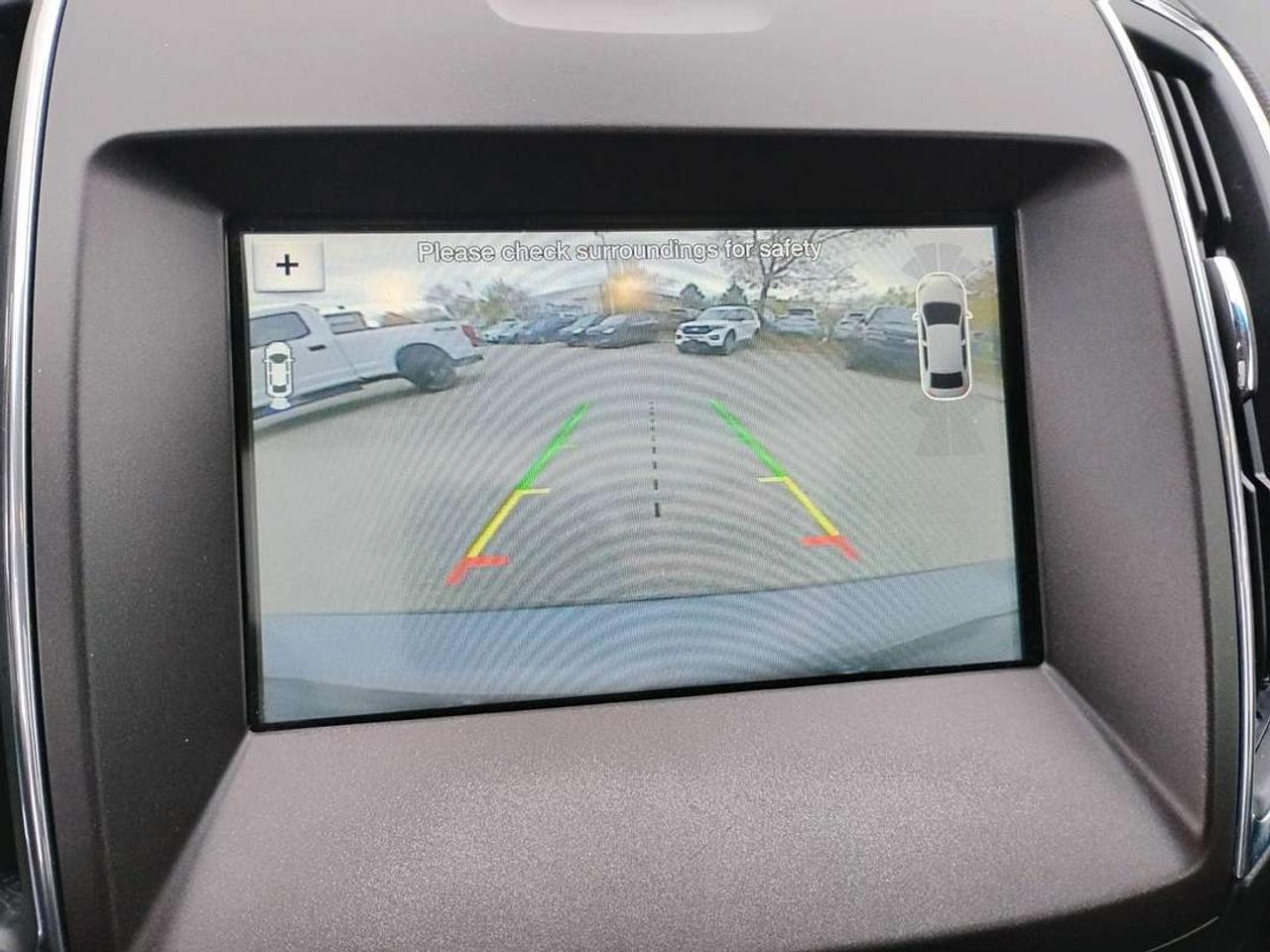 2017 Ford Edge Titanium Photo