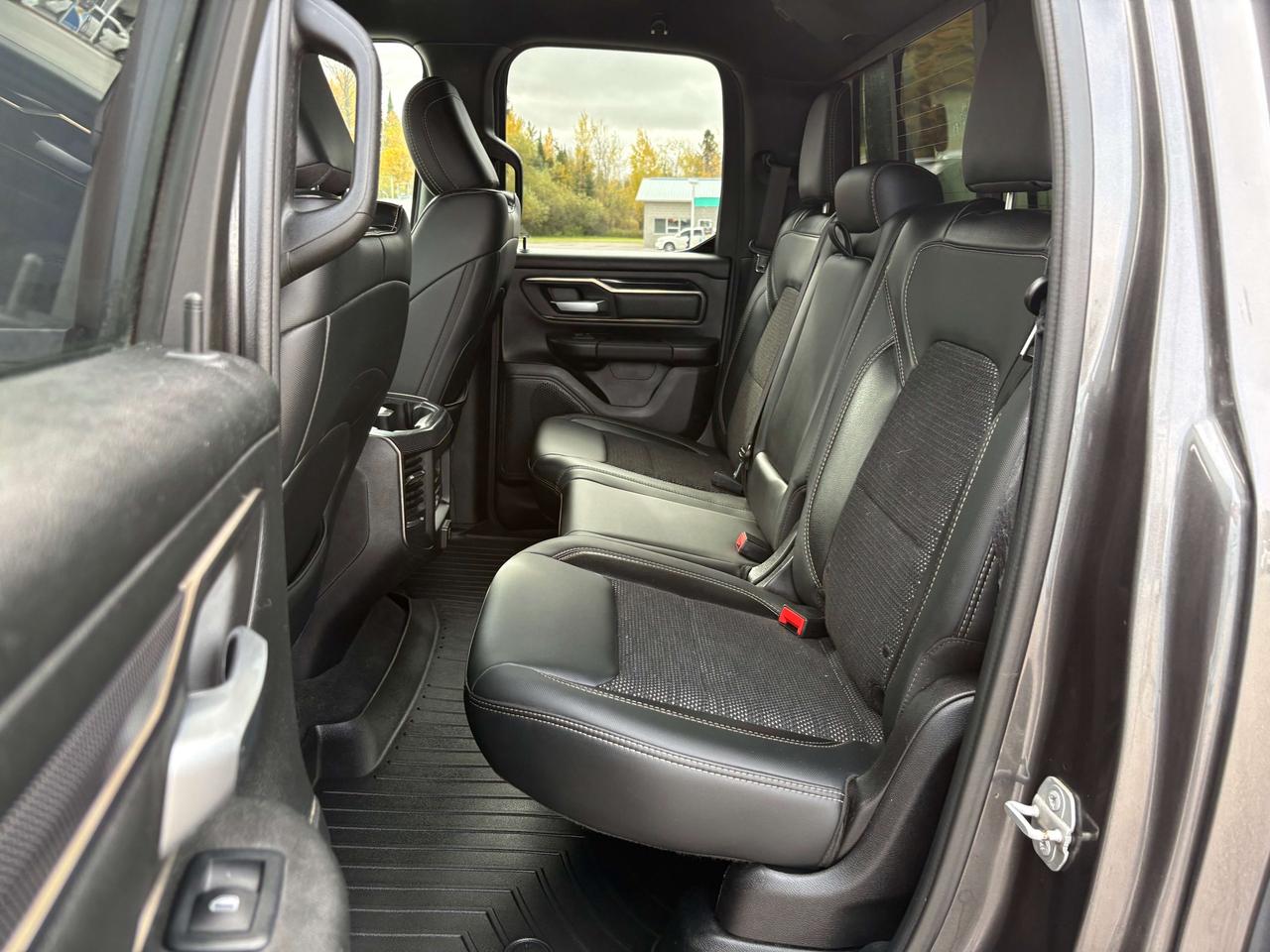 2019 RAM 1500 Sport - htd seat/wheel Photo