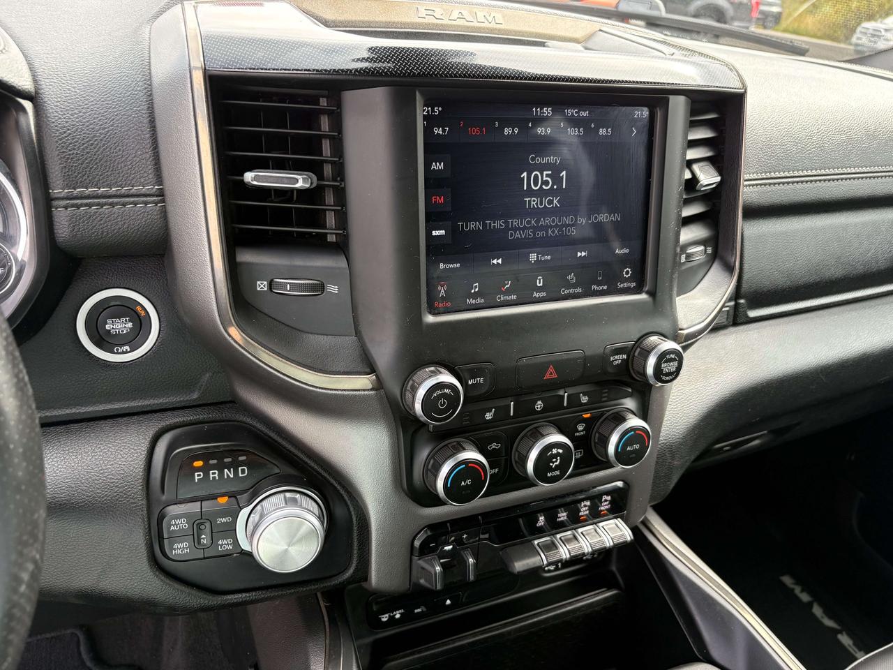 2019 RAM 1500 Sport - htd seat/wheel Photo