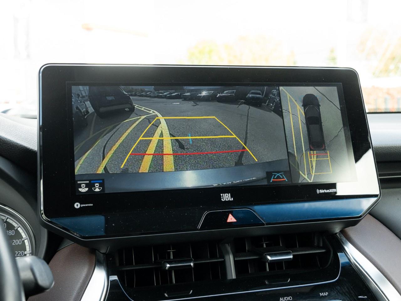 2021 Toyota Venza LIMITED AWD Photo