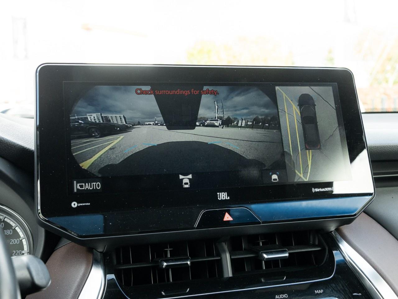 2021 Toyota Venza LIMITED AWD Photo
