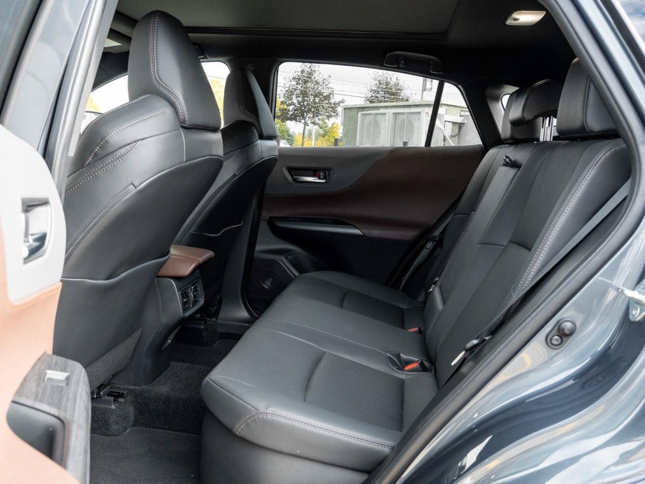 2021 Toyota Venza LIMITED AWD Photo