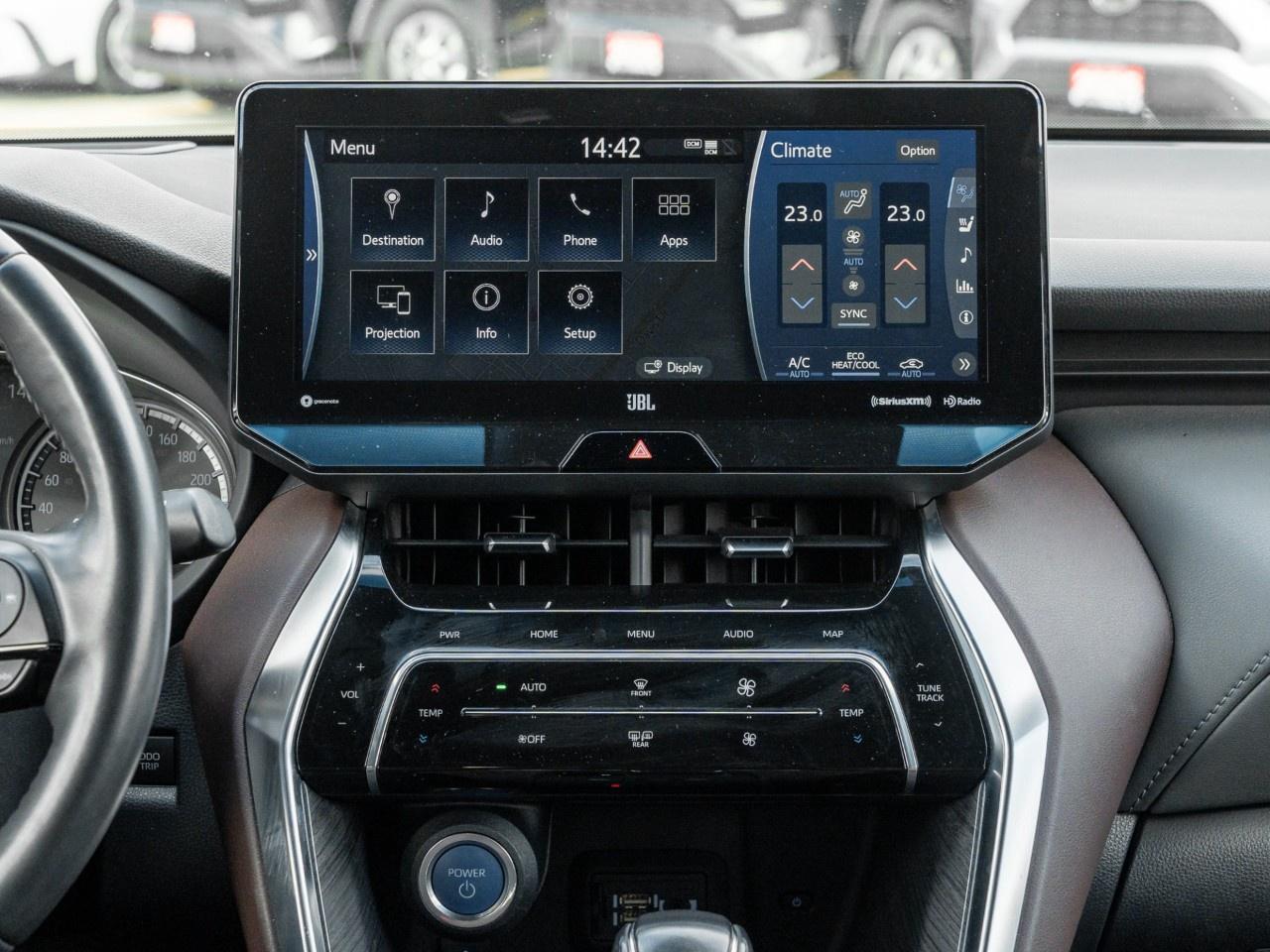 2021 Toyota Venza LIMITED AWD Photo