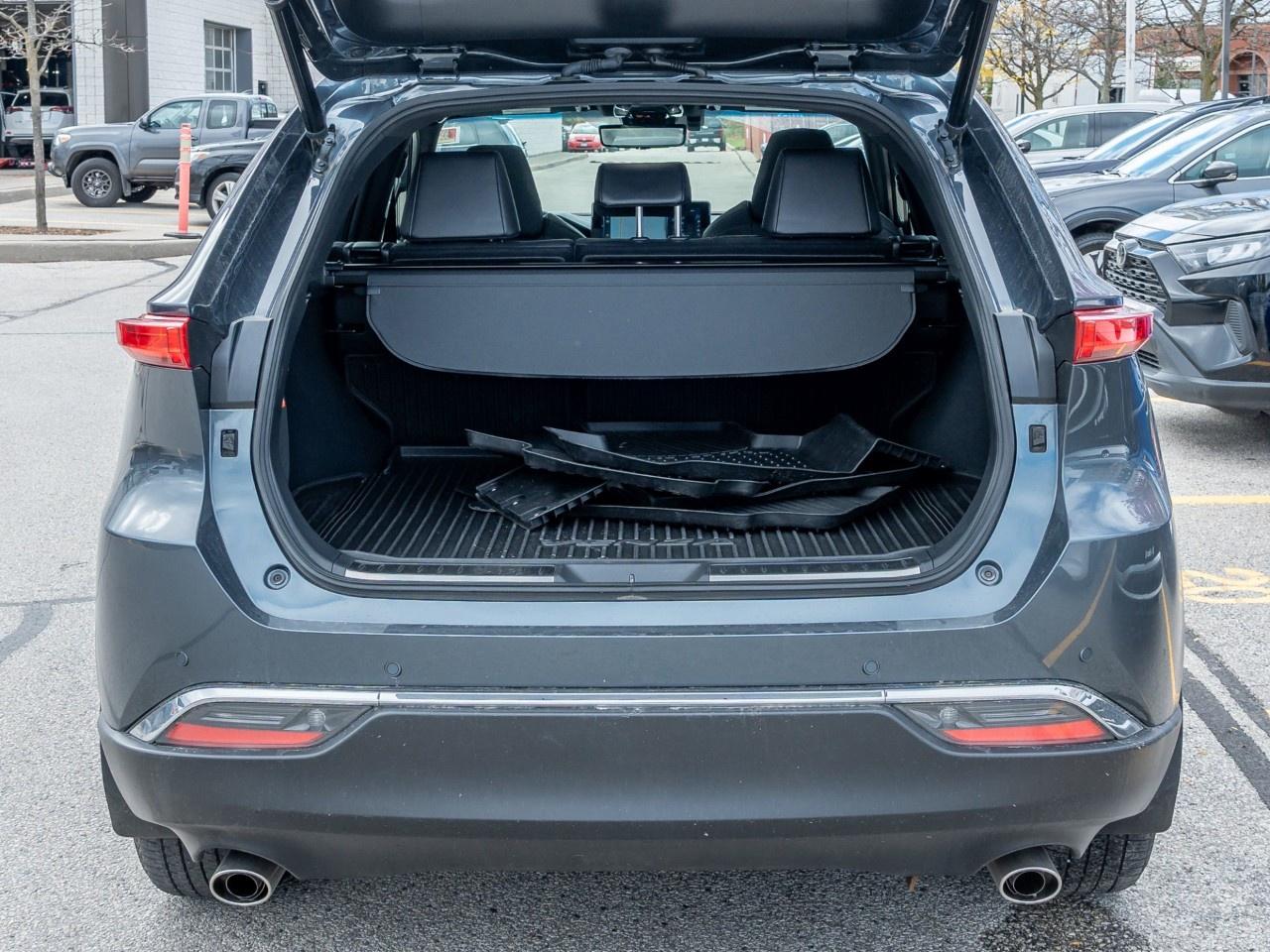 2021 Toyota Venza LIMITED AWD Photo