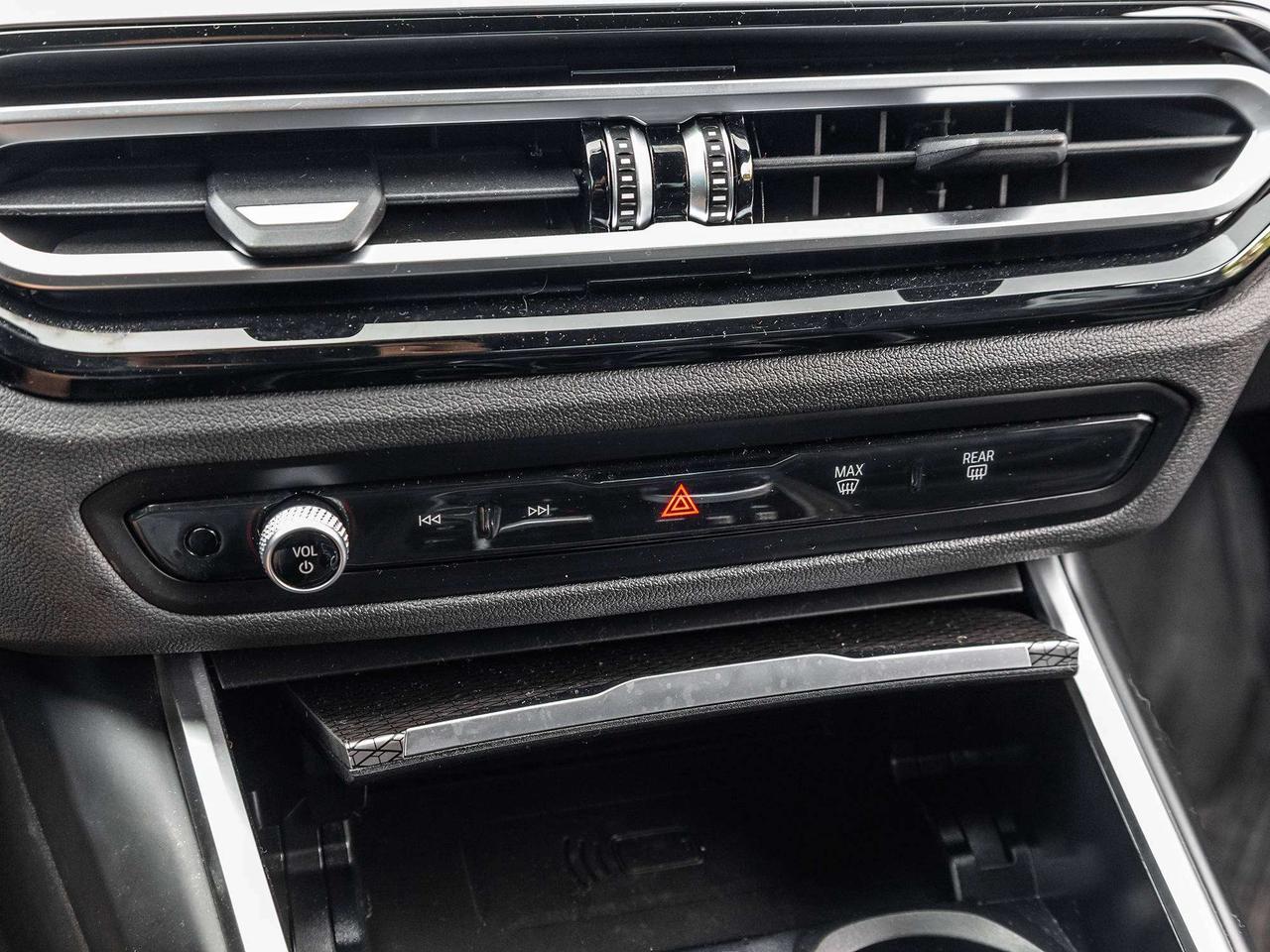 2023 BMW 2 Series M240i xDrive   NAVI   LOW KMS Photo