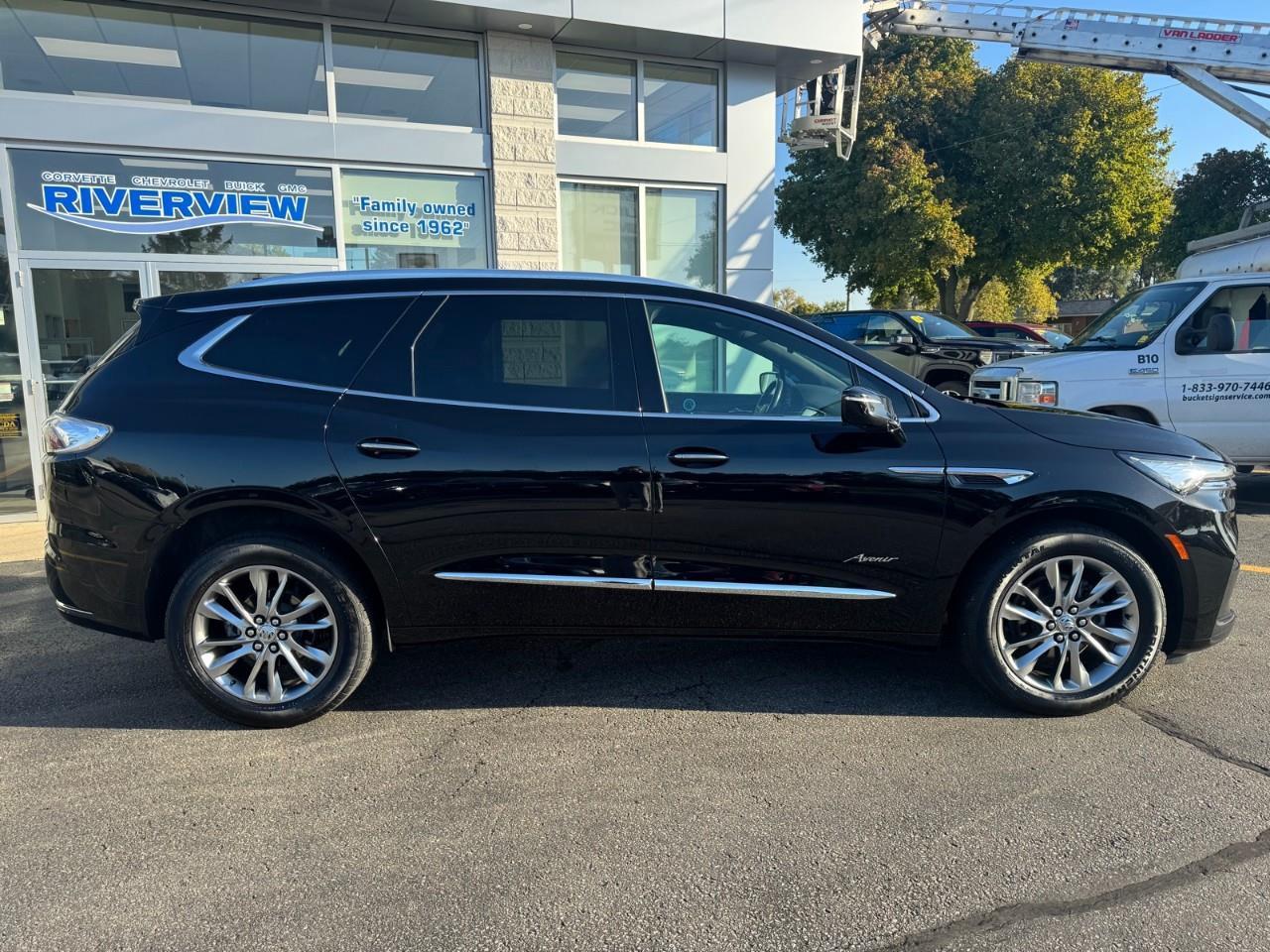 2024 Buick Enclave Avenir 4dr All-Wheel Drive Photo