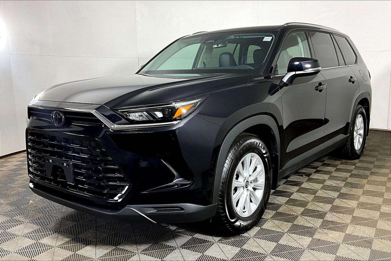 2025 Toyota Grand Highlander Hybrid XLE AWD Photo0