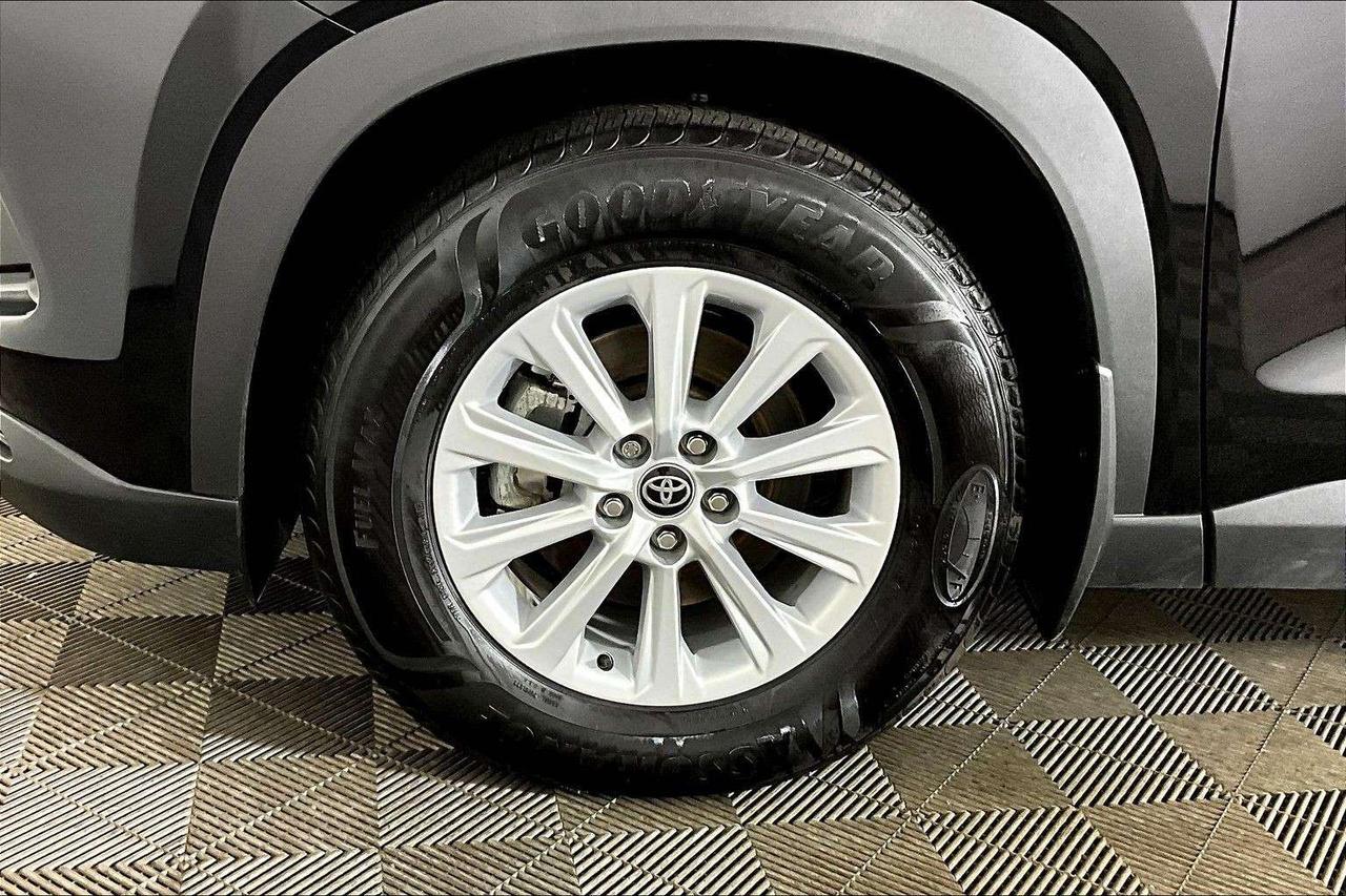 2025 Toyota Grand Highlander Hybrid XLE AWD Photo