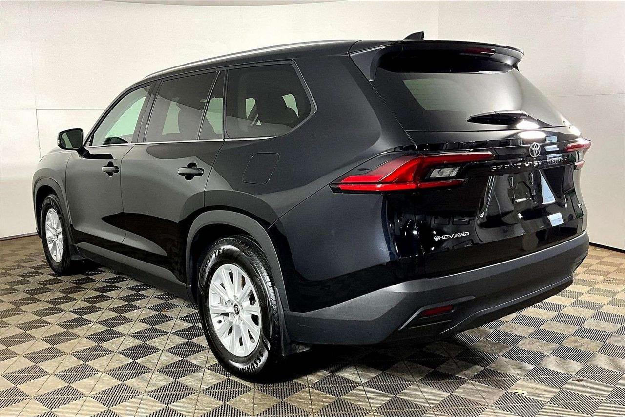 2025 Toyota Grand Highlander Hybrid XLE AWD Photo