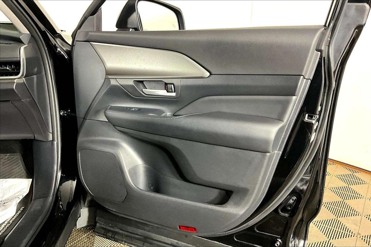 2025 Toyota Grand Highlander Hybrid XLE AWD Photo