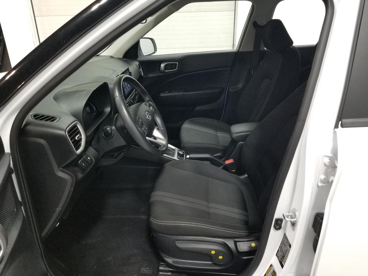 2025 Hyundai Venue Preferred 4dr Front-Wheel Drive Photo