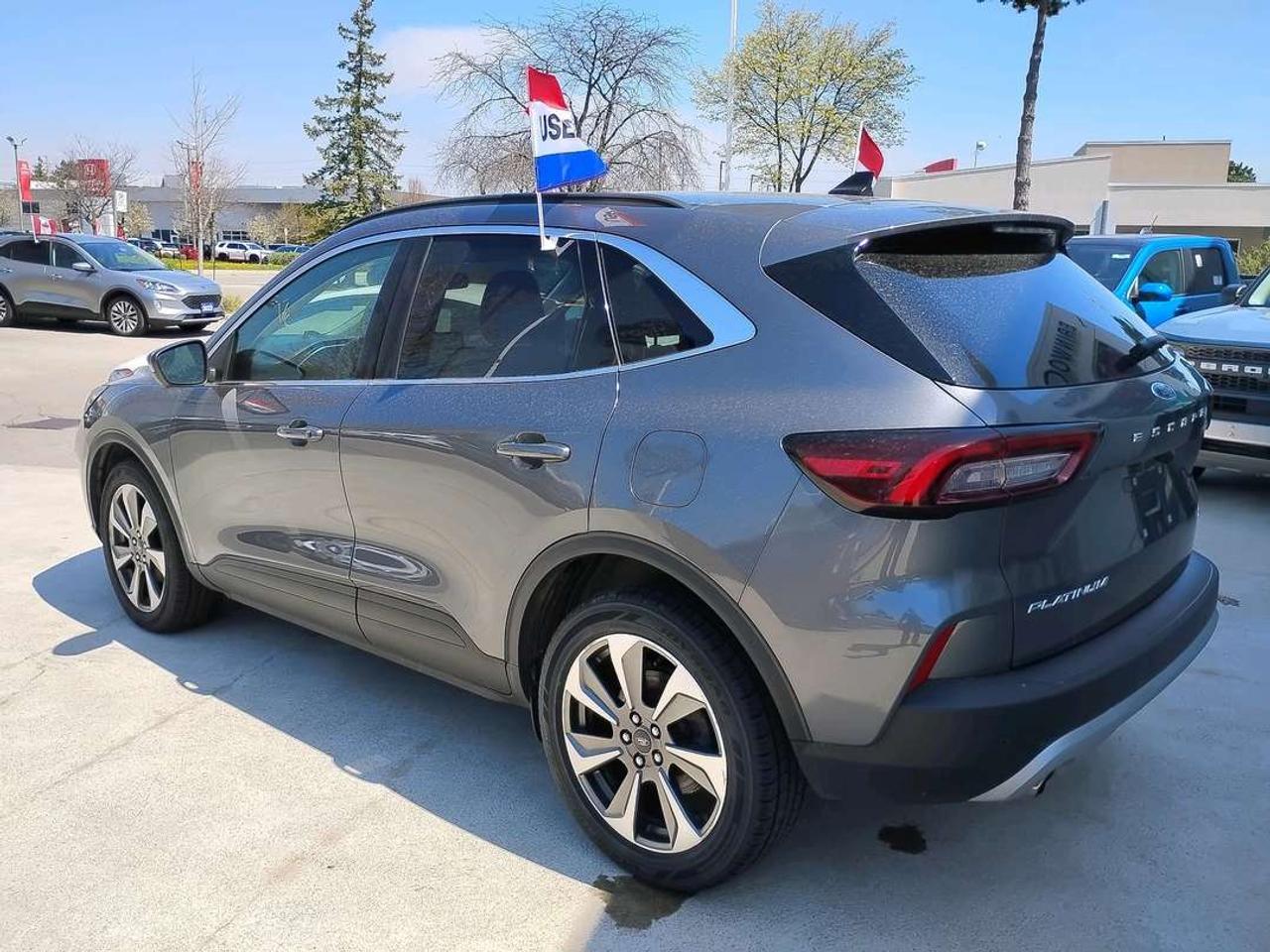 2023 Ford Escape Platinum Photo