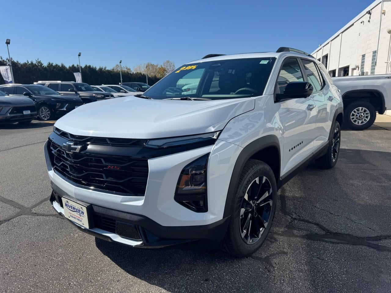 2027 Chevrolet Equinox RS 4dr All-Wheel Drive Photo3