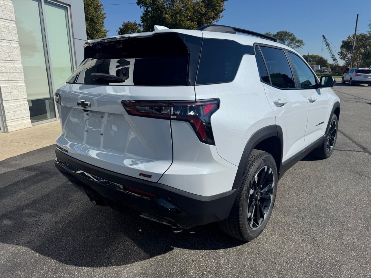 2027 Chevrolet Equinox RS 4dr All-Wheel Drive Photo