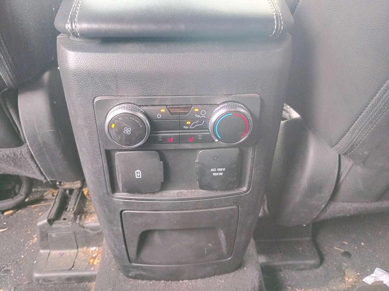 2022 Ford Explorer ST Photo