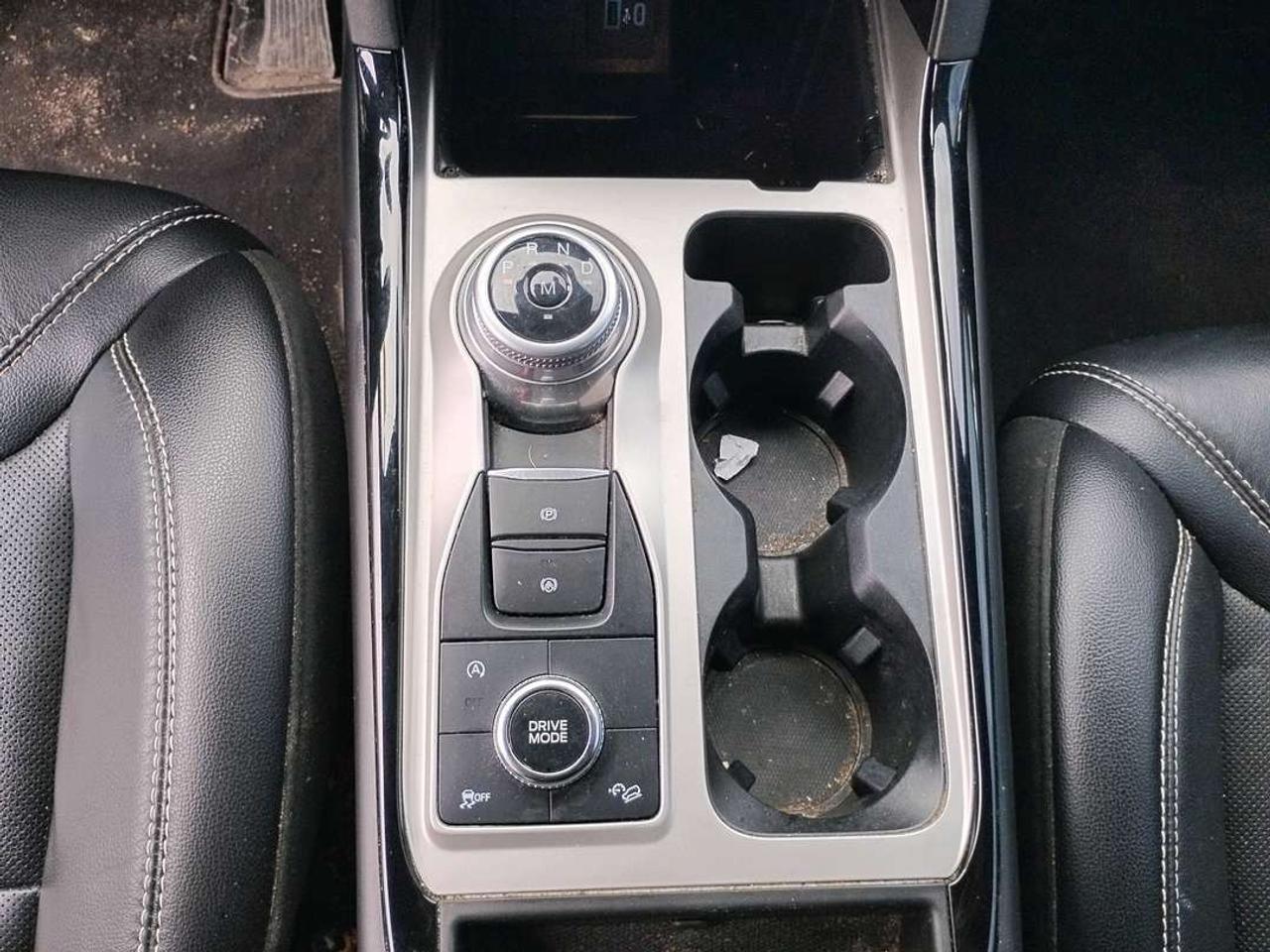 2022 Ford Explorer ST Photo