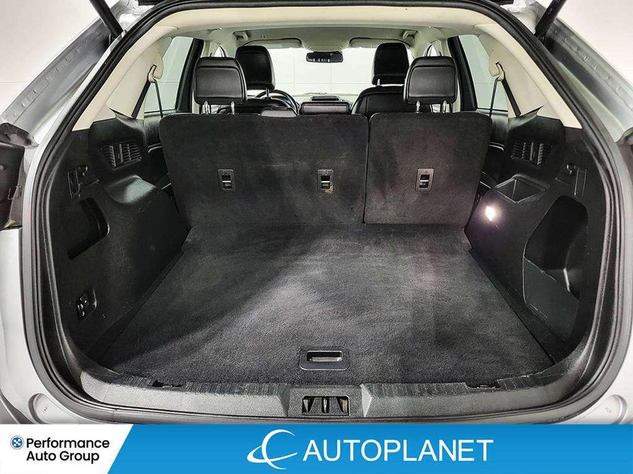 2023 Ford Edge SEL AWD, Bluetooth, Back Up Cam w/ Parking Sensors Photo
