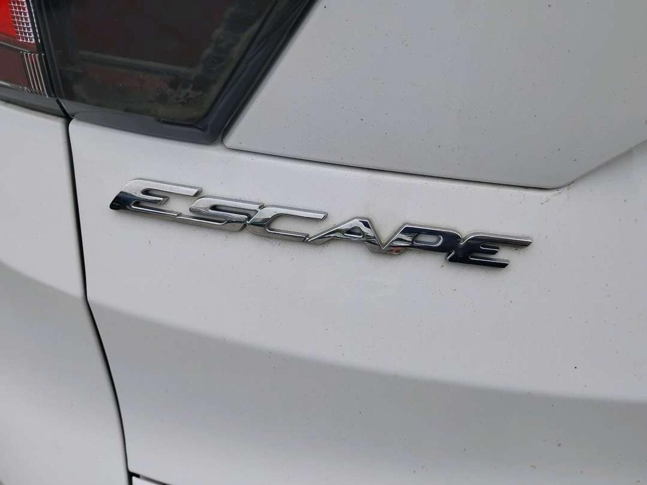 2017 Ford Escape SE Photo