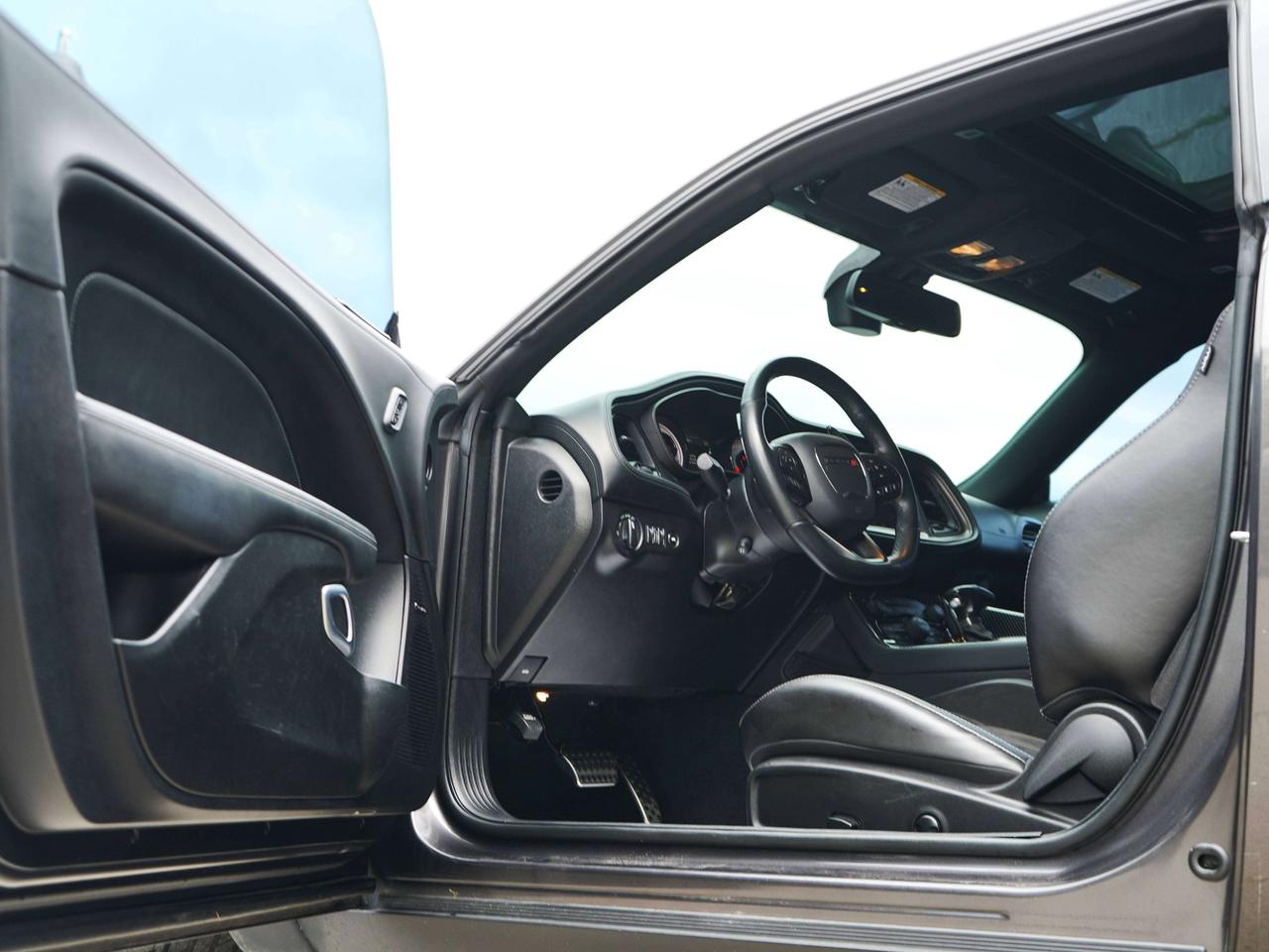 2023 Dodge Challenger 392 SCATPACK/ 6.4L V8/ RWD Photo