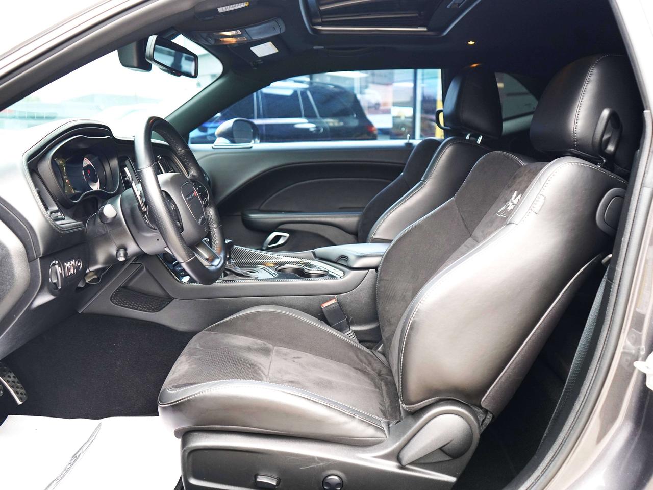 2023 Dodge Challenger 392 SCATPACK/ 6.4L V8/ RWD Photo