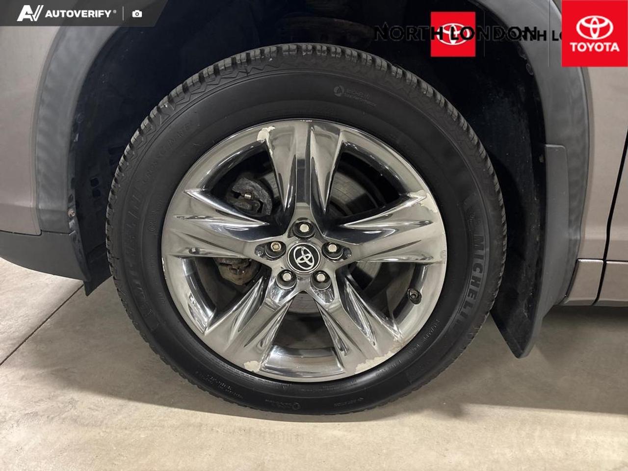 2019 Toyota Highlander Hybrid  Photo