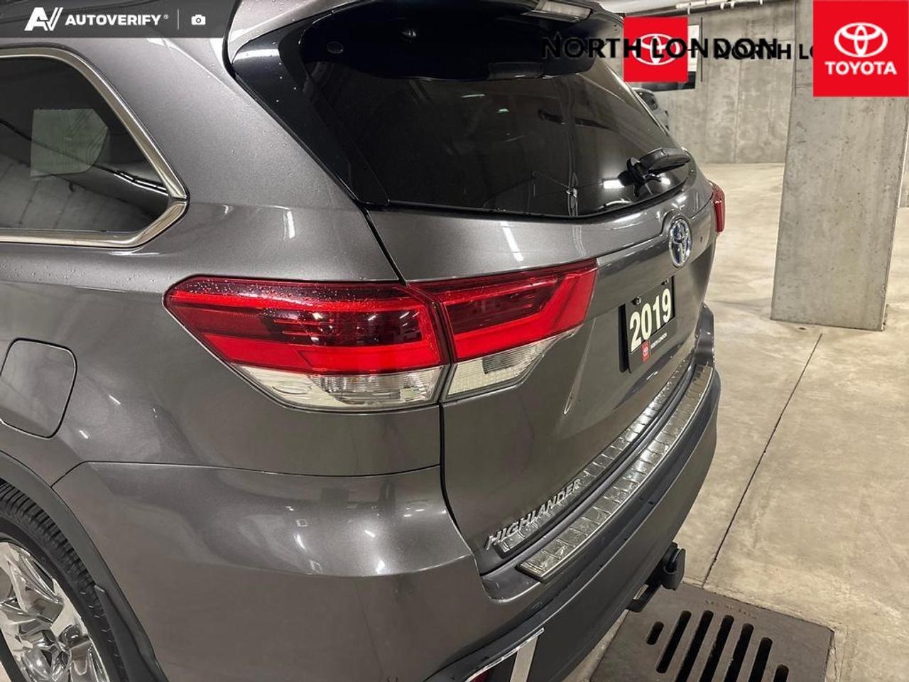 2019 Toyota Highlander Hybrid  Photo
