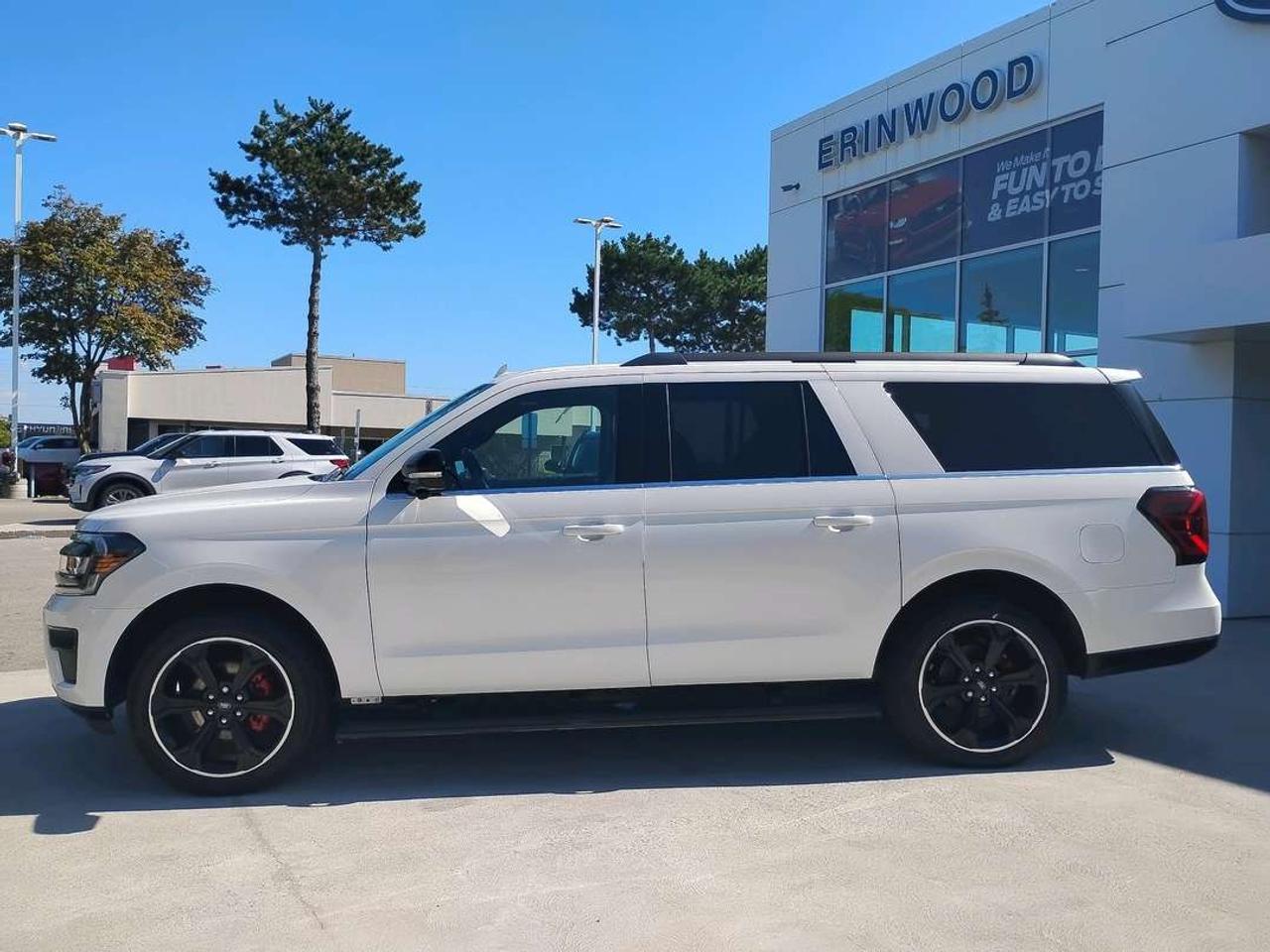 2023 Ford Expedition Limited Max 4X4 Photo3