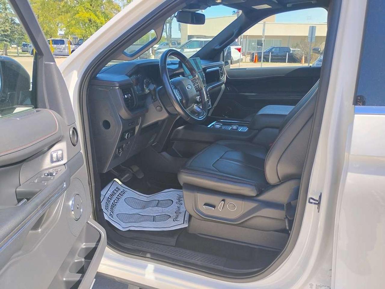 2023 Ford Expedition Limited Max 4X4 Photo