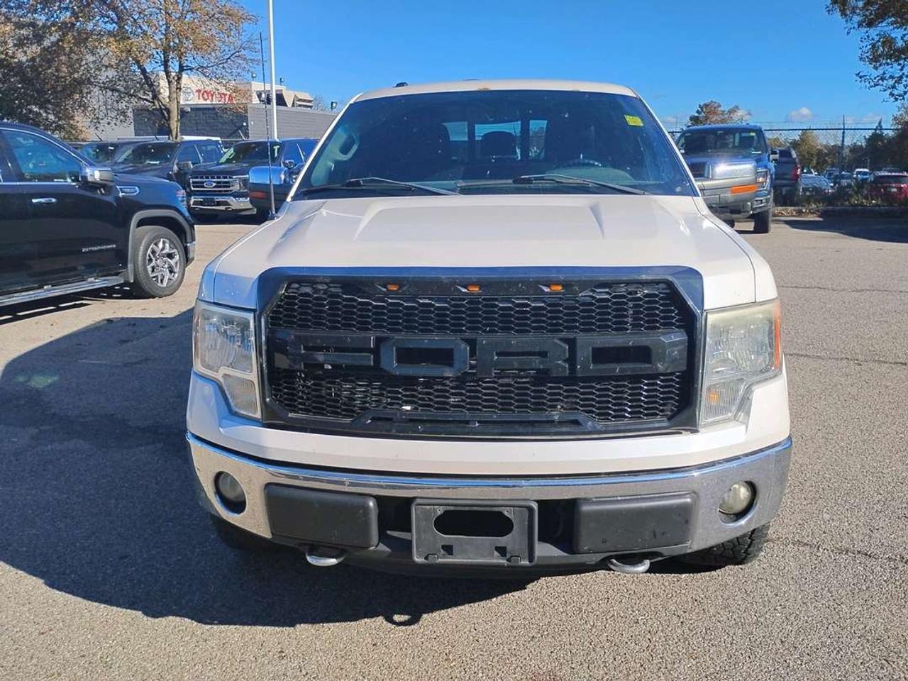 2011 Ford F-150 LARIAT ALL BRAND NEW PARTS, CERTIFIED! Photo2