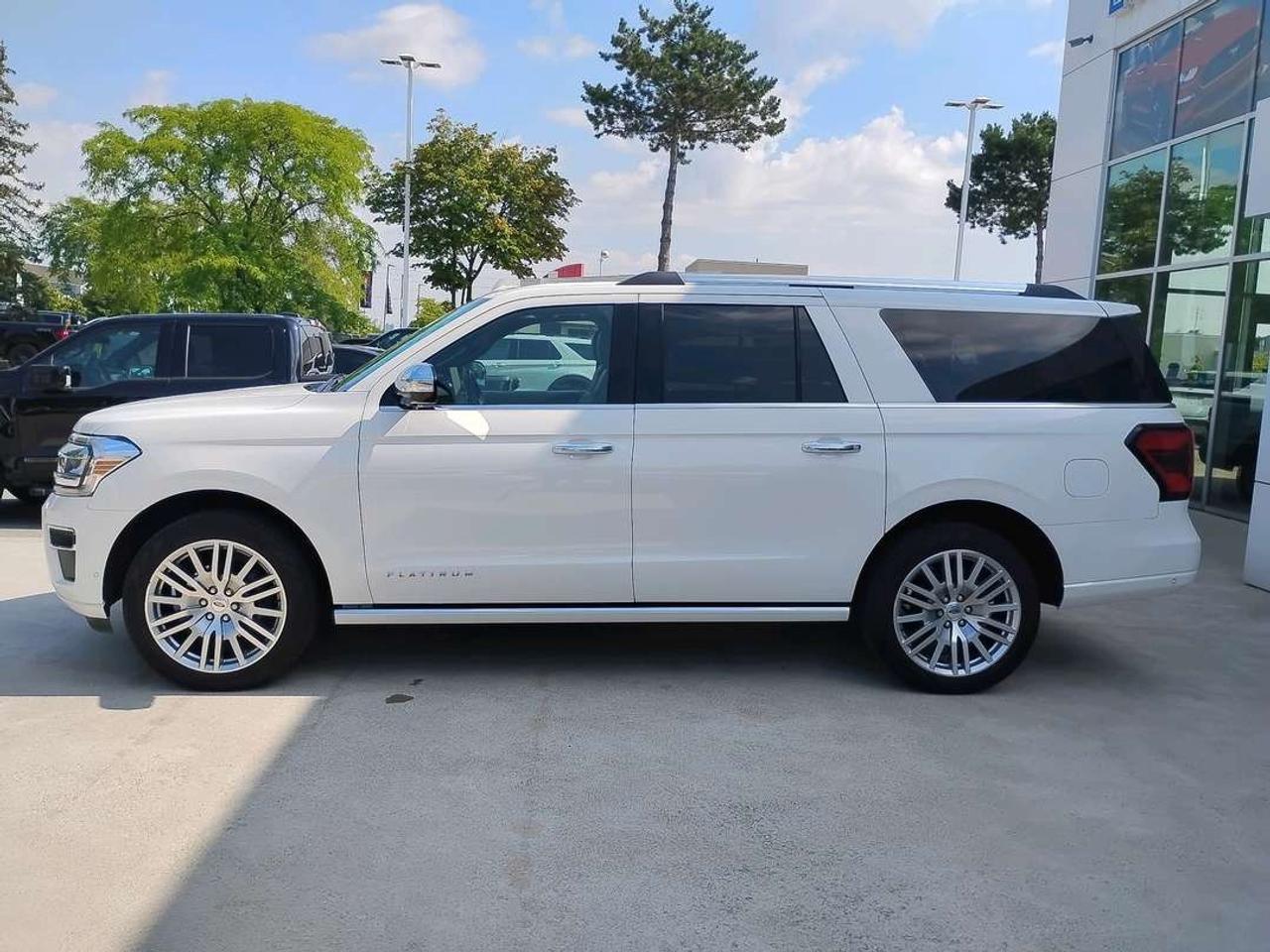 2024 Ford Expedition Platinum Max 4X4 Photo