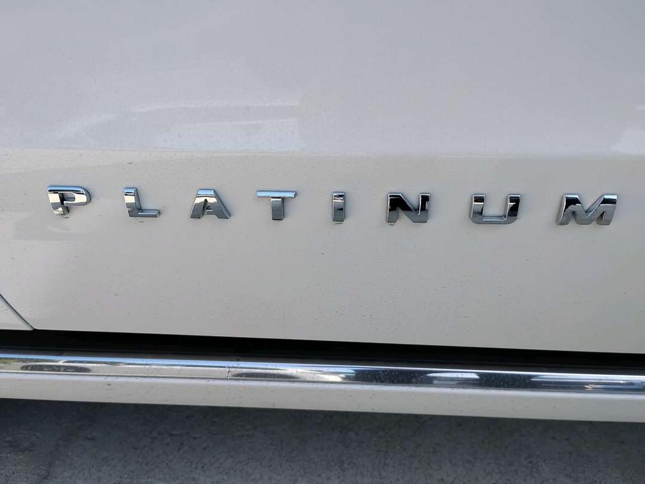 2024 Ford Expedition Platinum Max 4X4 Photo